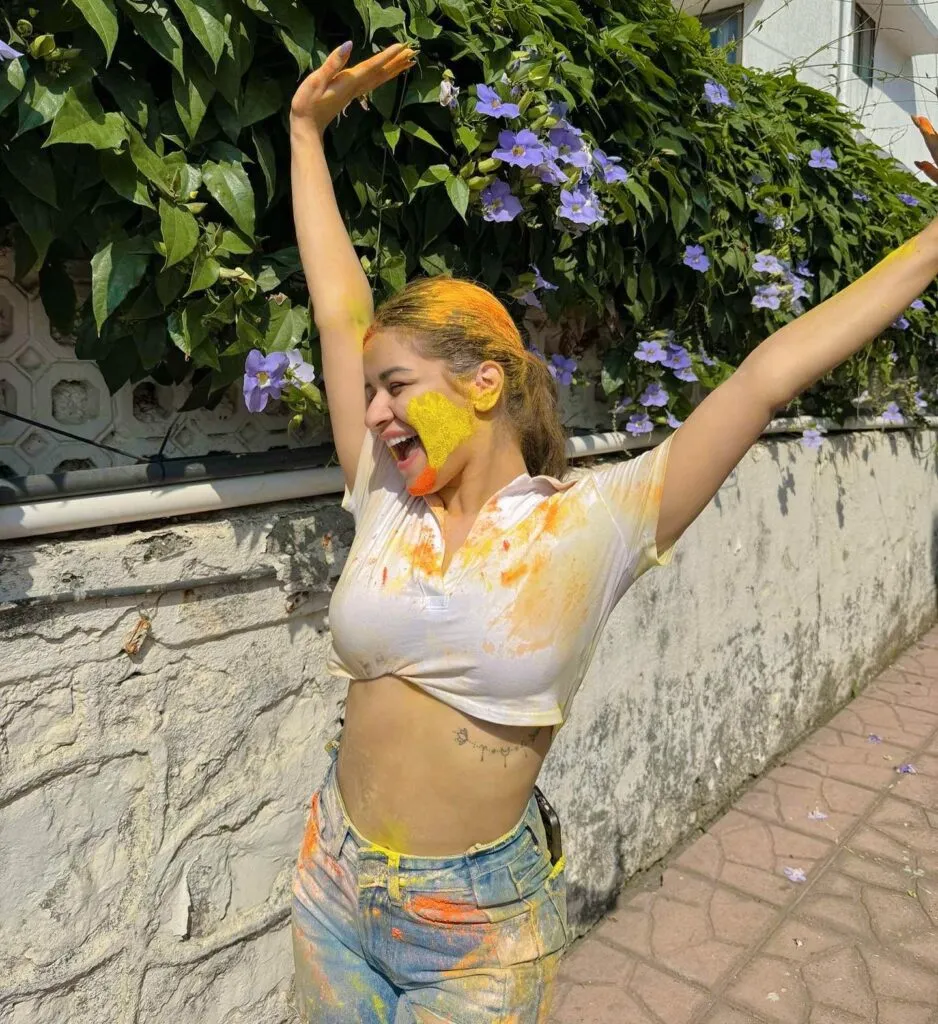 Bollywood Celebs Colorful Holi Photos