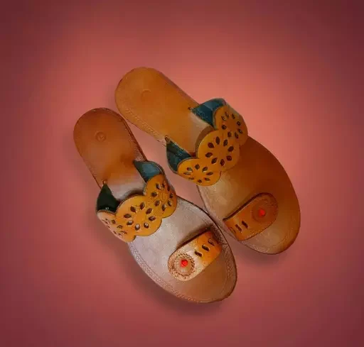 Footwear Traditional Dresses of Maharashtra