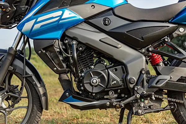 Bajaj Pulsar 125 on Road Price