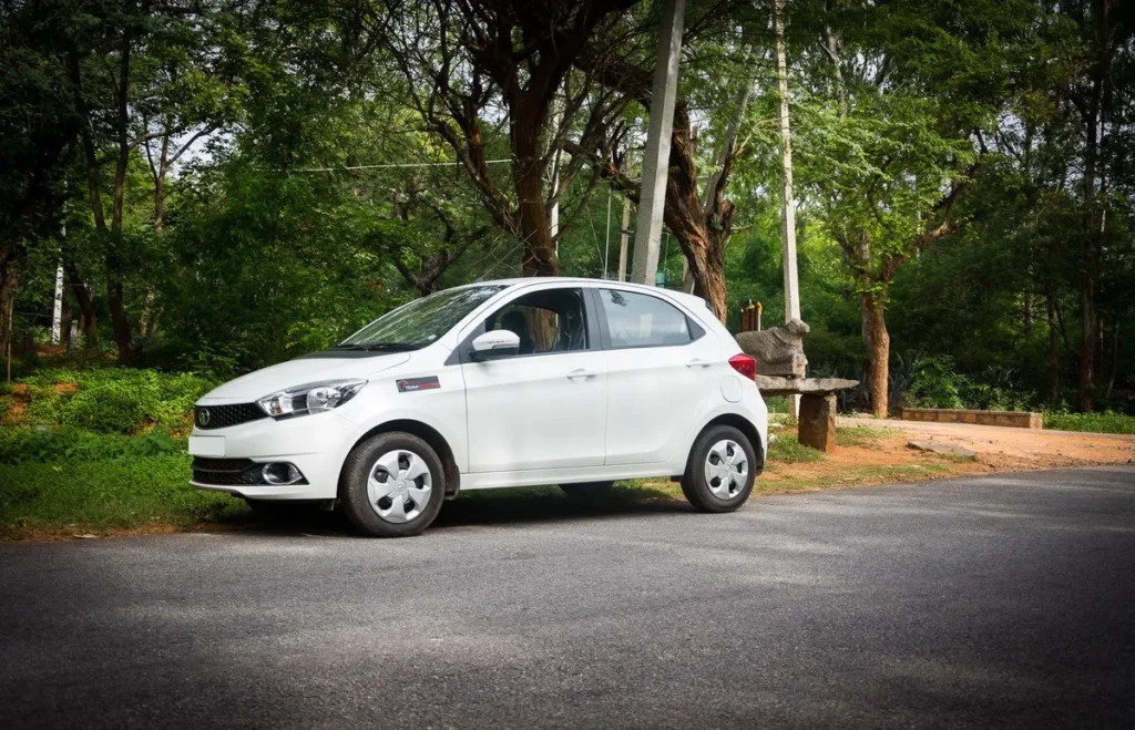 tata tiago white