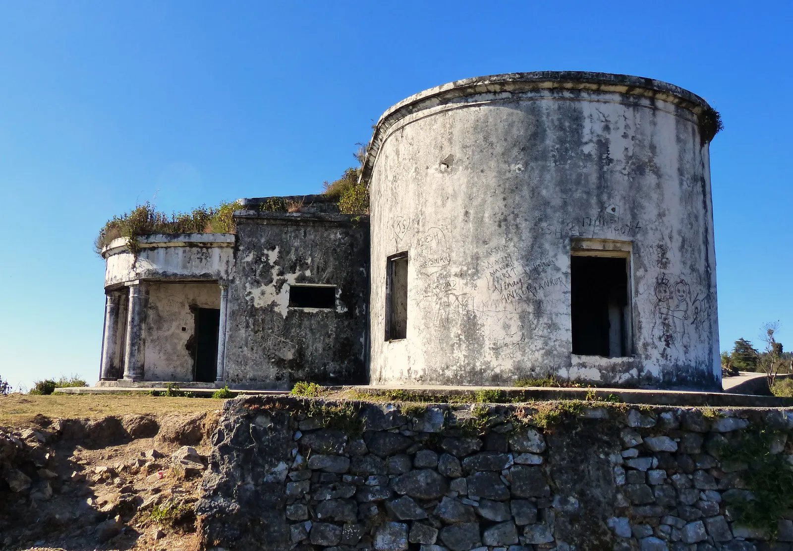 You are currently viewing The Complete Guide George Everest House